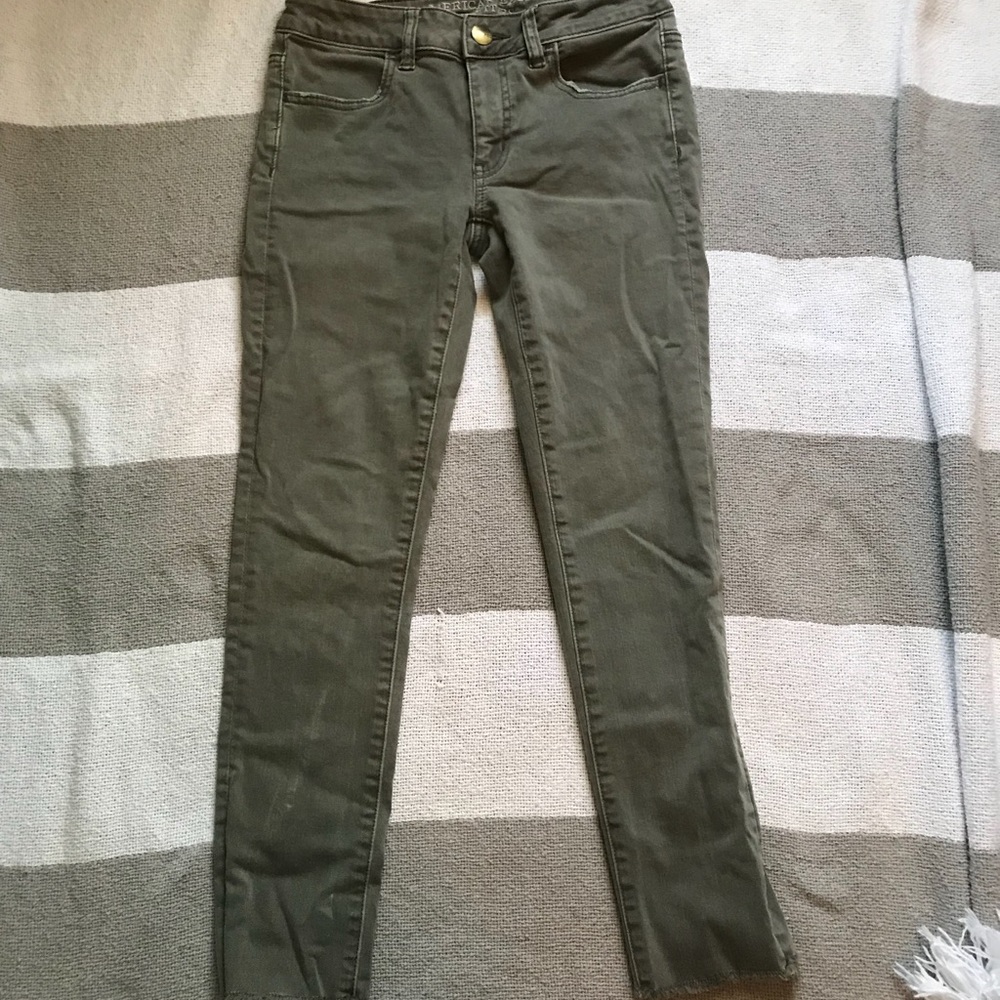 American Eagle skinny jeans